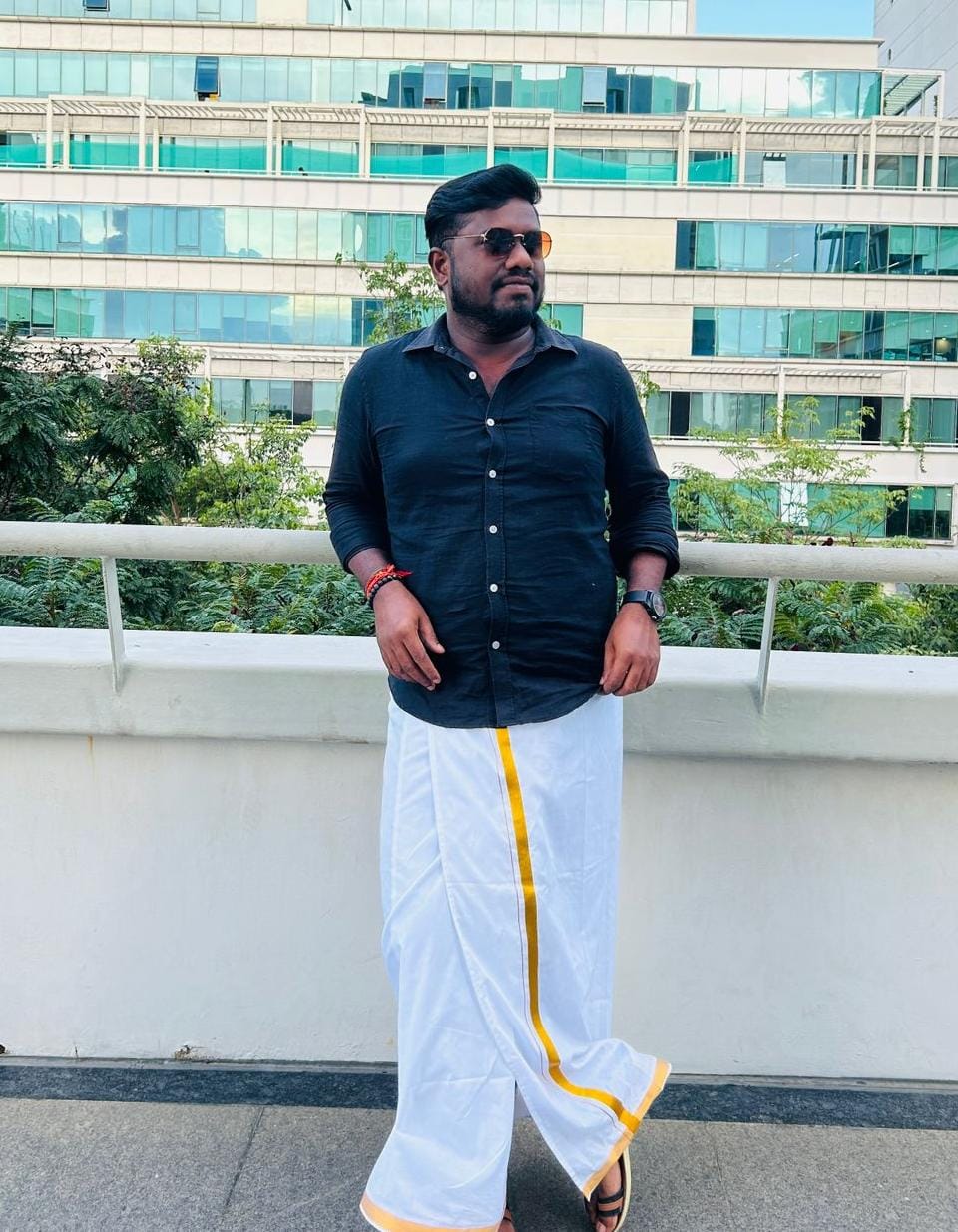 கார்த்திக் 